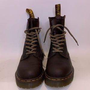 dr martens 8338